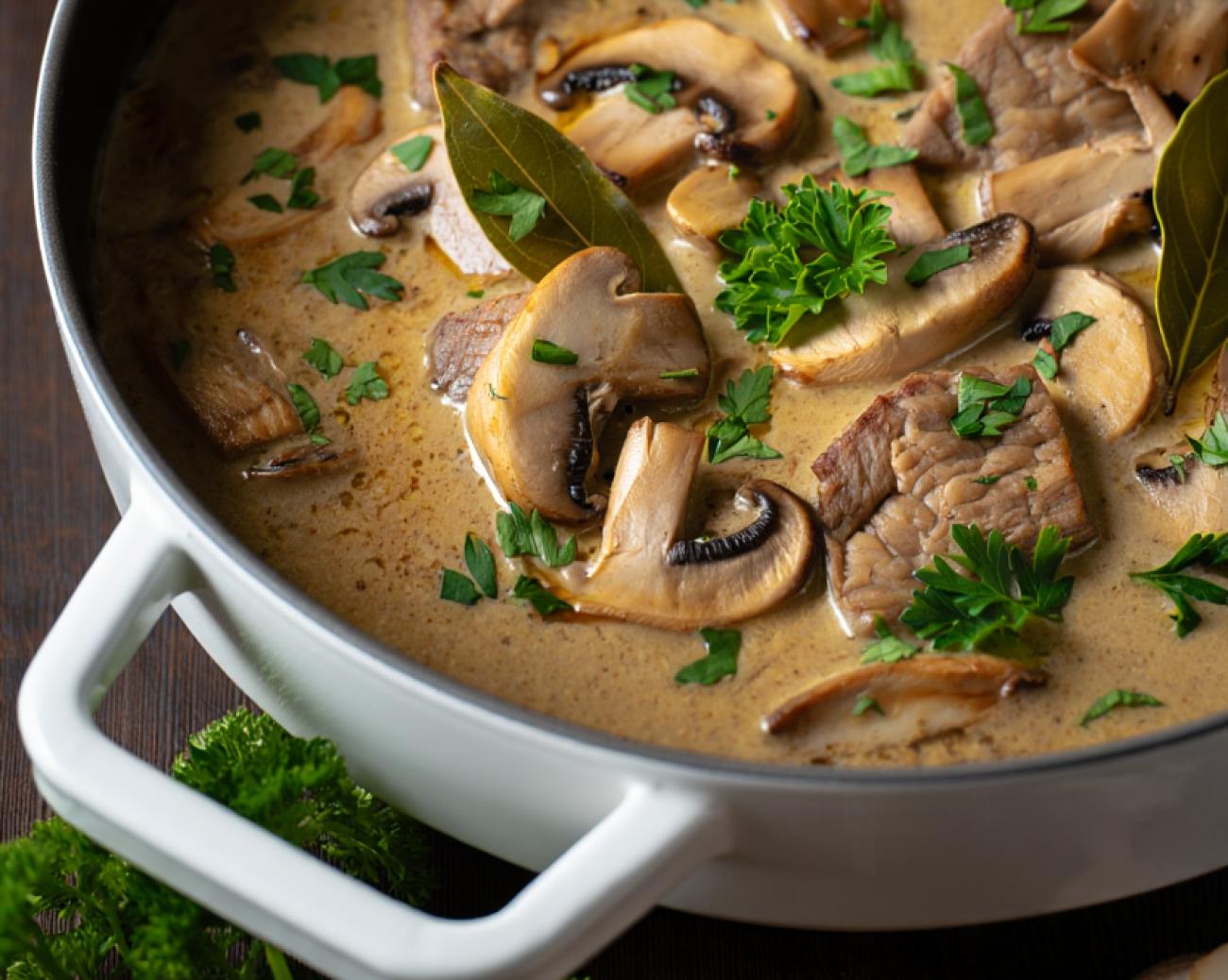 Boeuf Stroganoff mit perfekter cremiger Sauce